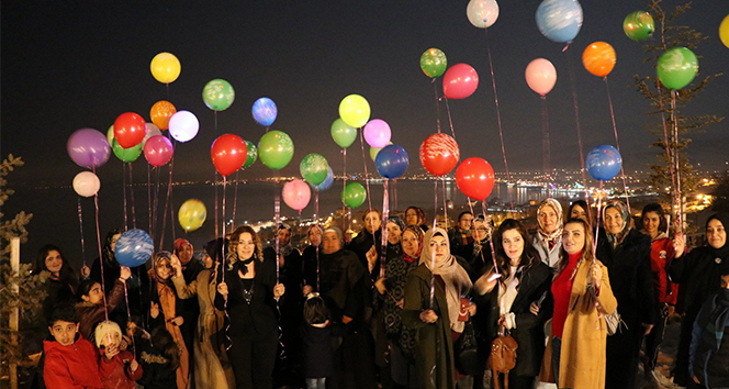 Öldürülen 474 kadının anısına ışıklı balon uçuruldu